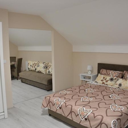 Garden Apartmani Jagodina Exteriör bild