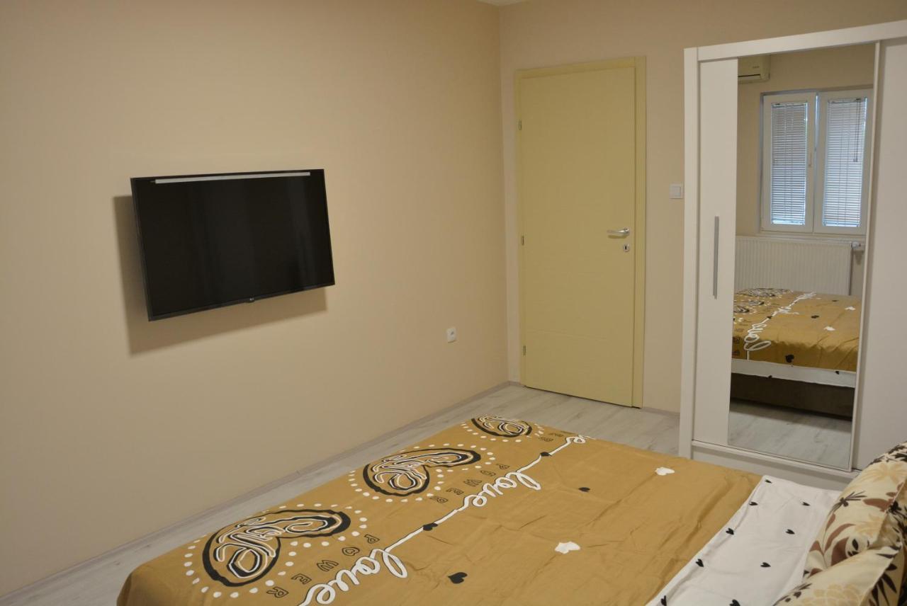 Garden Apartmani Jagodina Exteriör bild