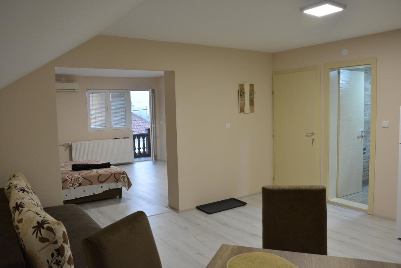 Garden Apartmani Jagodina Exteriör bild