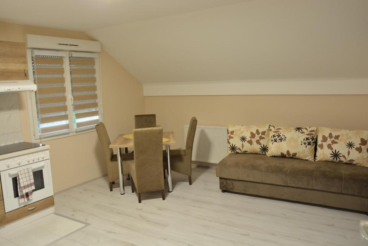 Garden Apartmani Jagodina Exteriör bild