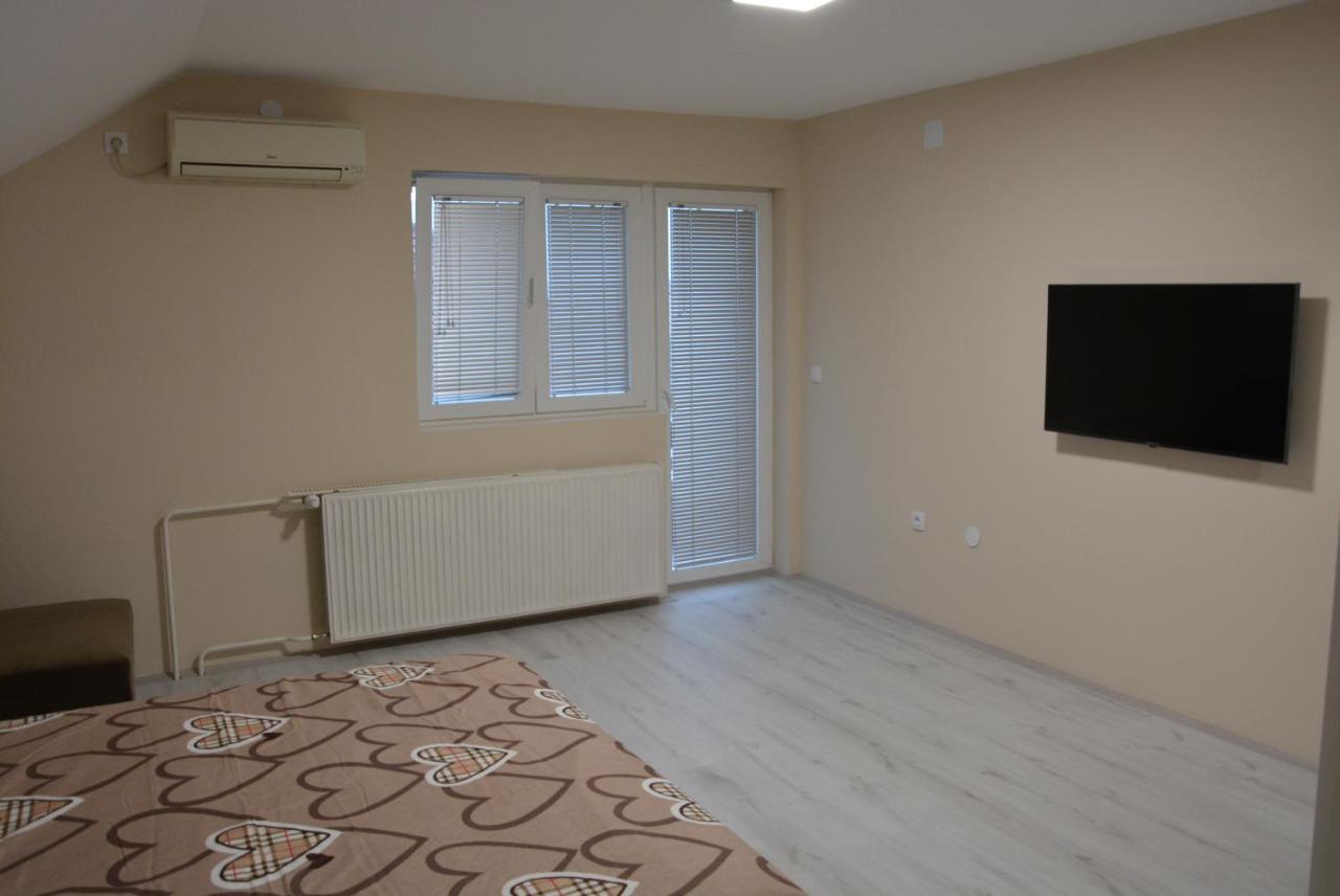 Garden Apartmani Jagodina Exteriör bild