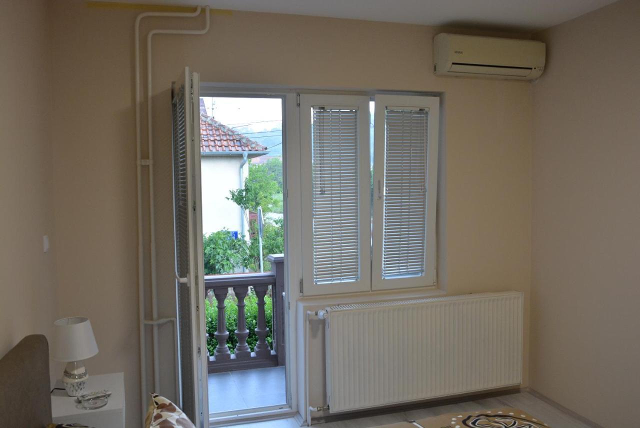 Garden Apartmani Jagodina Exteriör bild