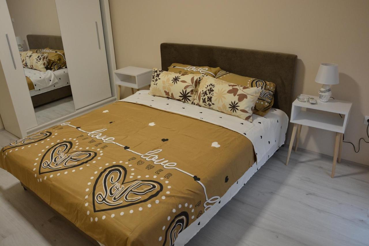 Garden Apartmani Jagodina Exteriör bild